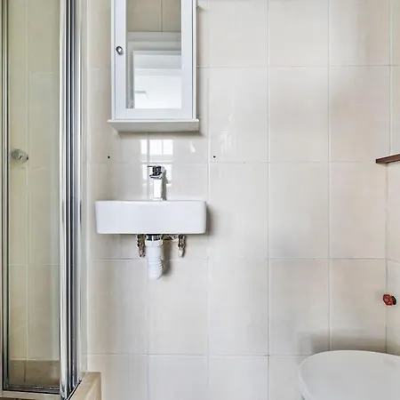 Charming Flat In Shepherds Bush London Exterior photo