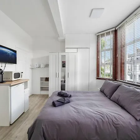 Charming Flat In Shepherds Bush London Exterior photo