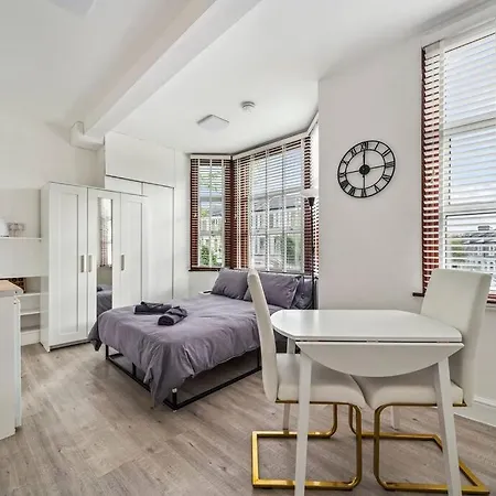 Charming Flat In Shepherds Bush London Exterior photo